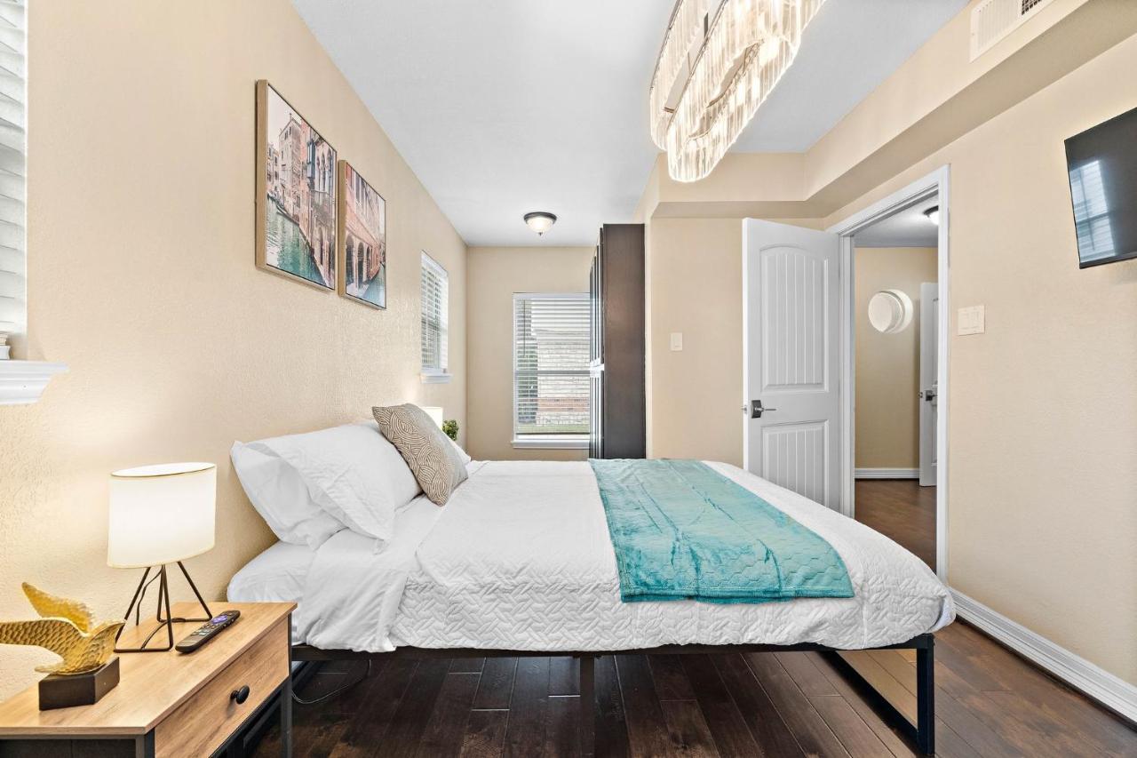 Nr Med Center, Dt, Midtown Game Room Sleep 16 休斯敦 外观 照片